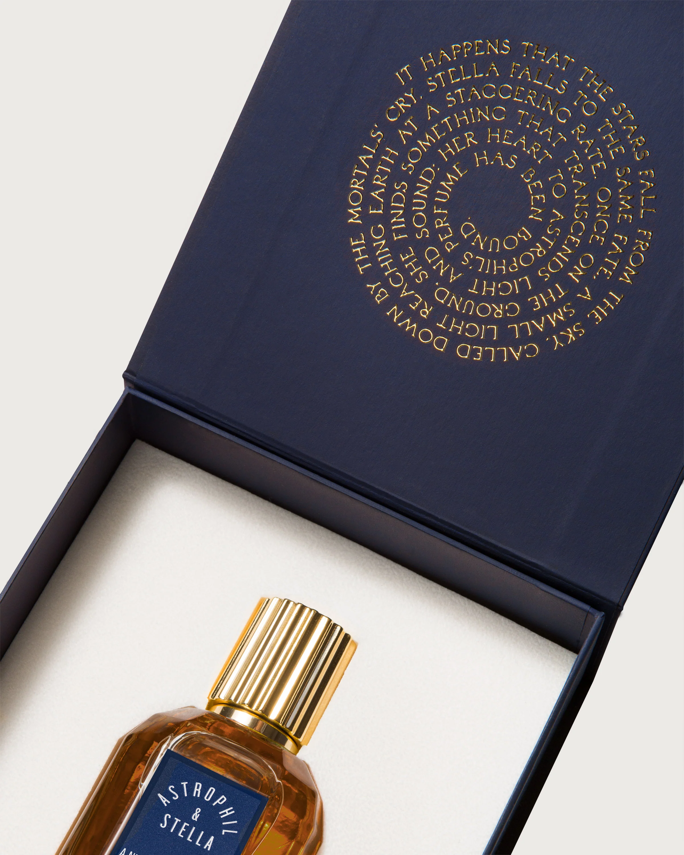 A Night At The Opera Astrophil & Stella Extrait de Parfum 50ml - Image 7