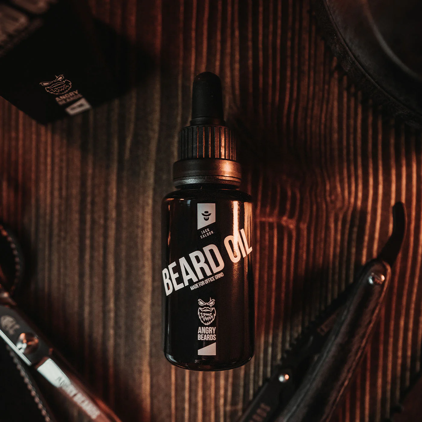Angry Beards Skjeggolje Jack Saloon 30ml - Image 4