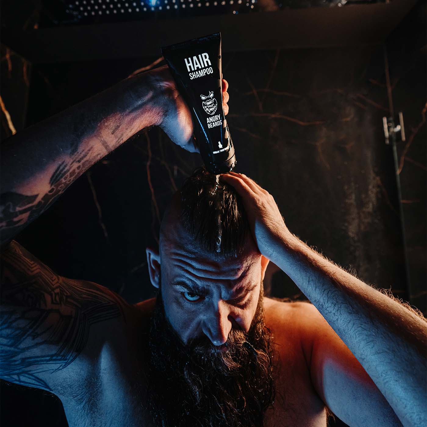Angry Beards Urban Twofinger Hårsjampo 230ml - Image 3