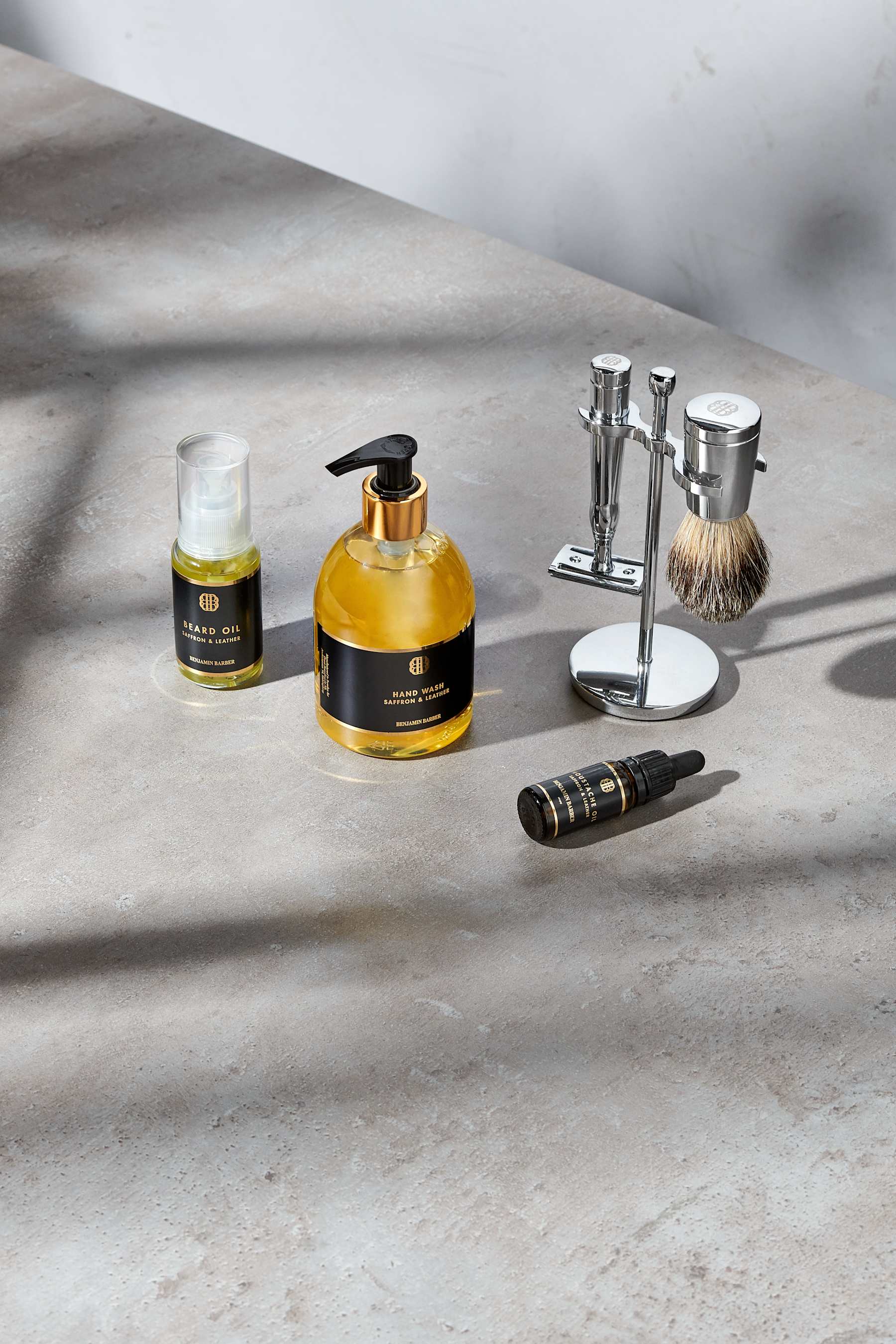 Benjamin Barber Beard Oil Saffron & Leather 50ml - Image 3