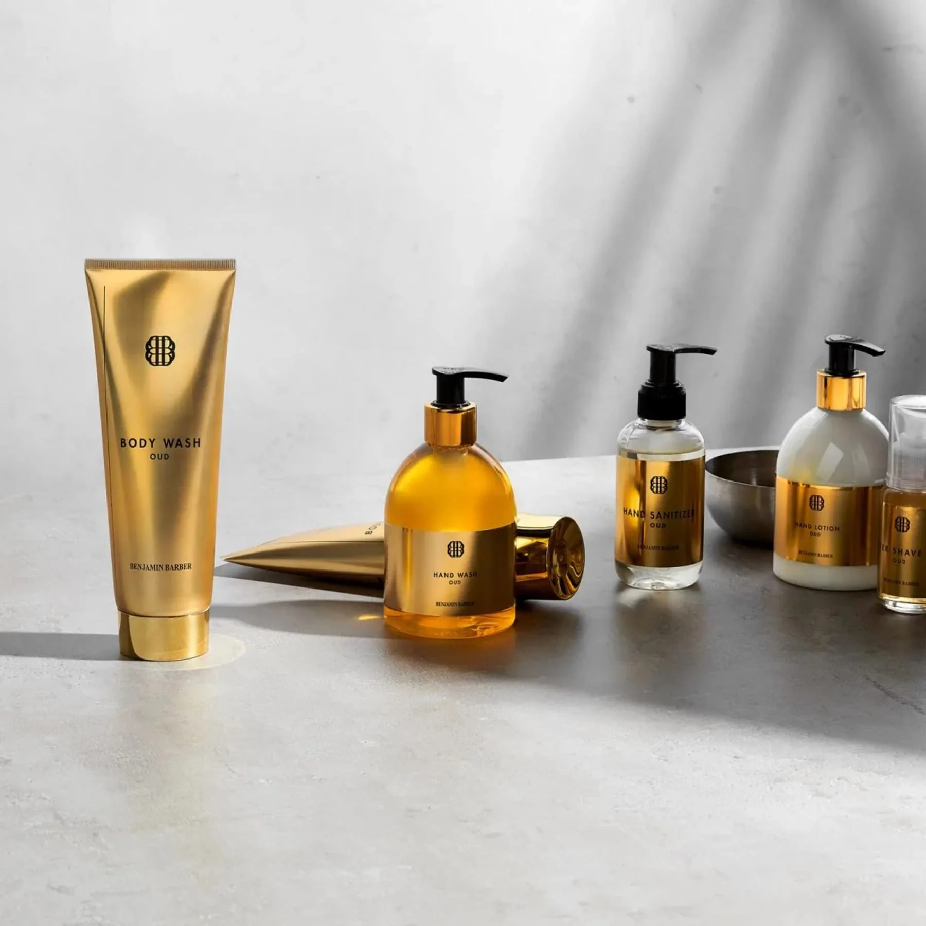 Benjamin Barber Body Wash Oud 250ml - Image 2