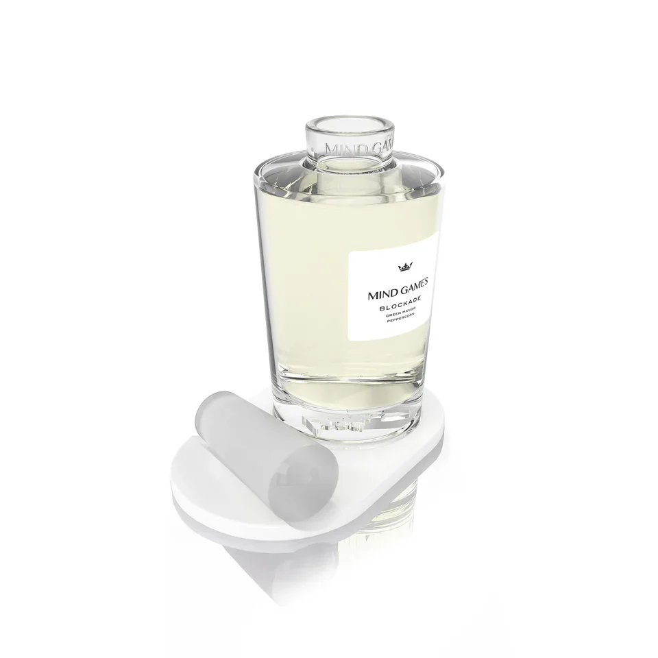 Blockade Limited Edition Crystal Decanter Set 225ml - Image 5