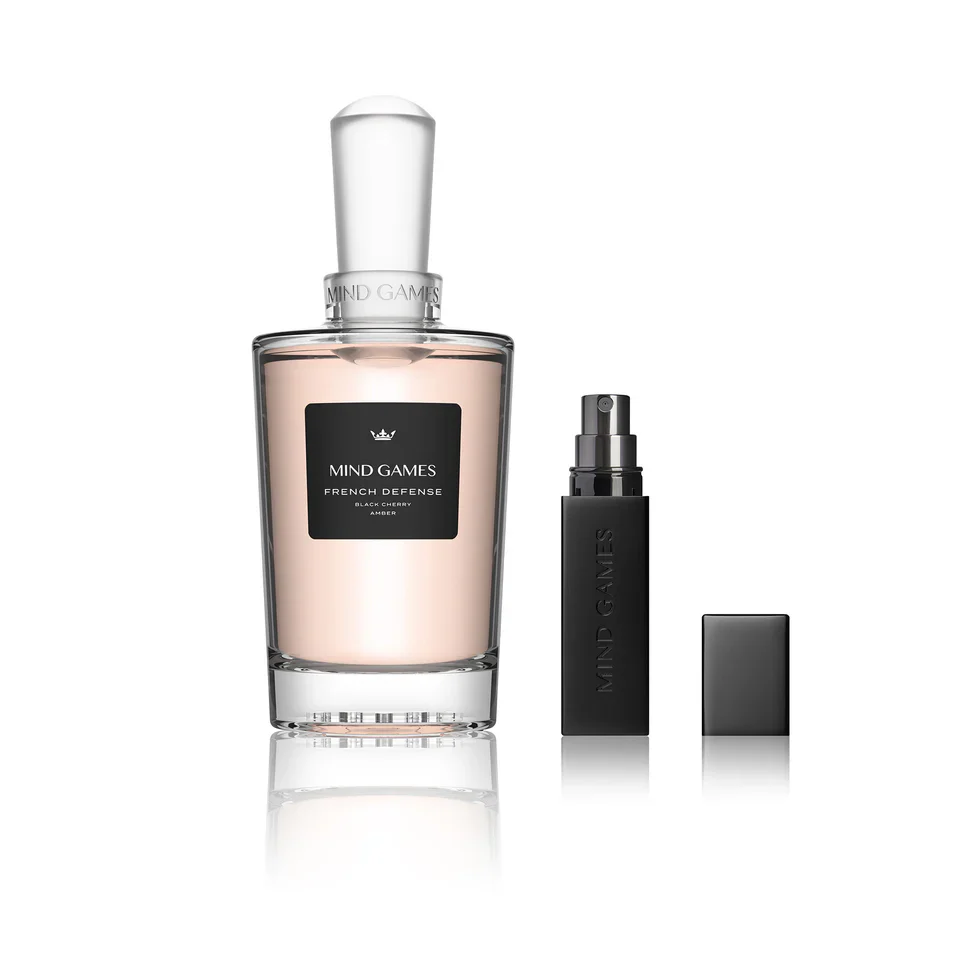 French Defense Limited Edition Crystal Decanter Set 225ml - Image 4