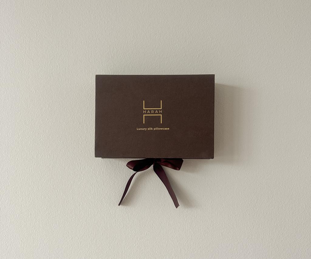 Harah Beauty Silk Pillowcase - Image 3