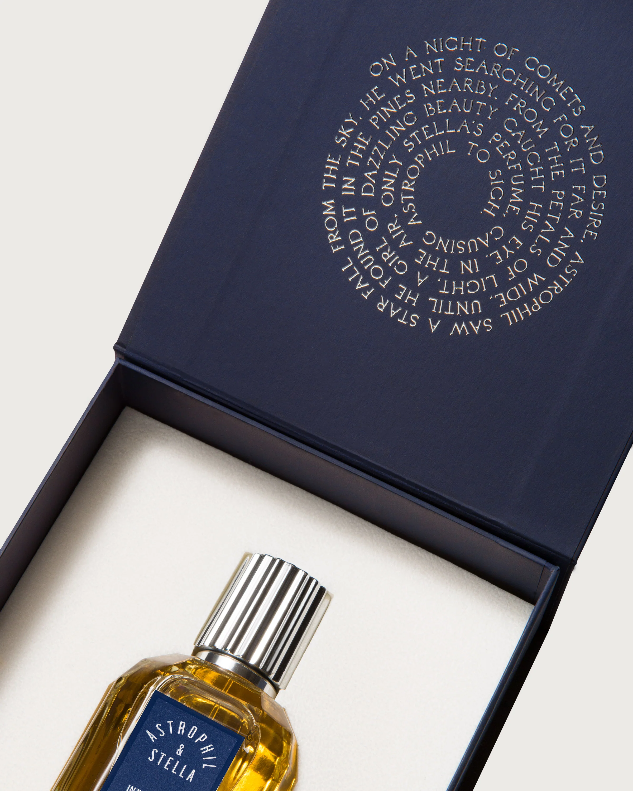 Into The Oud Astrophil & Stella Extrait de Parfum 50ml - Image 8