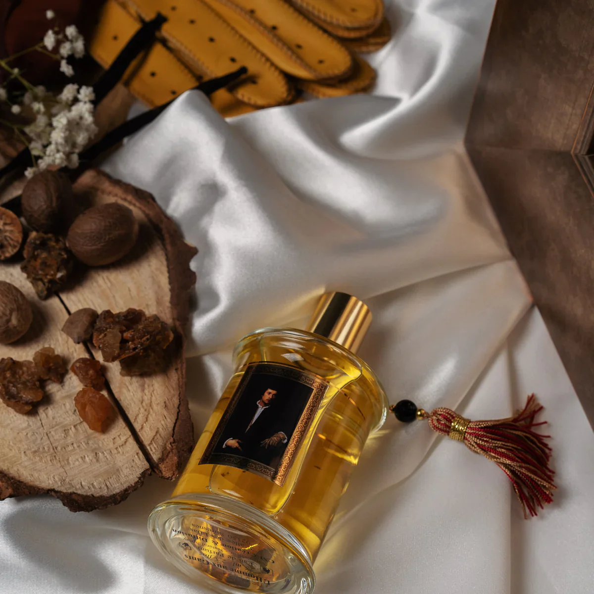 L'Homme Aux Gants MDCI Parfums Eau de Parfum Sample - Image 3