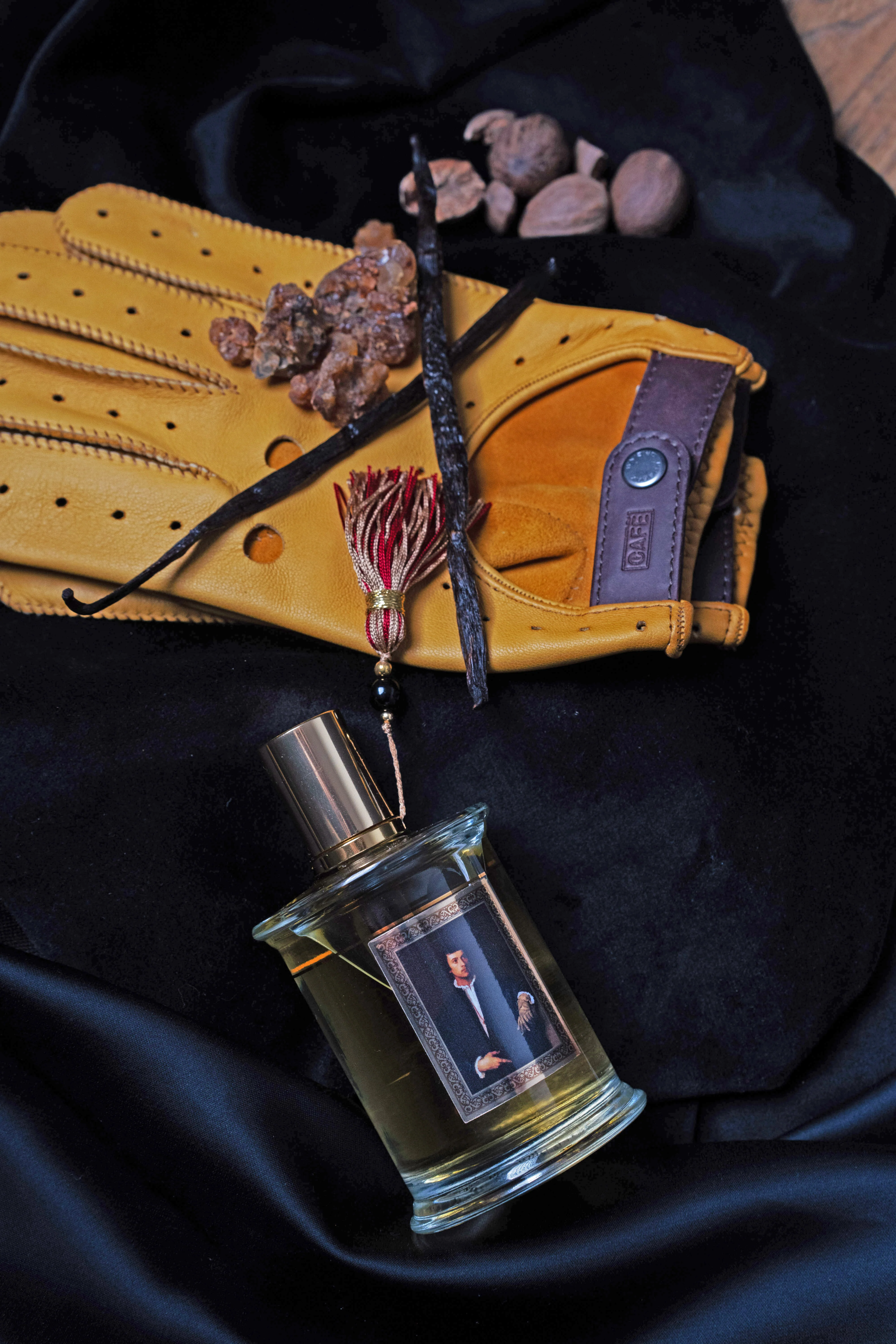 L'Homme Aux Gants MDCI Parfums Eau de Parfum Sample - Image 8
