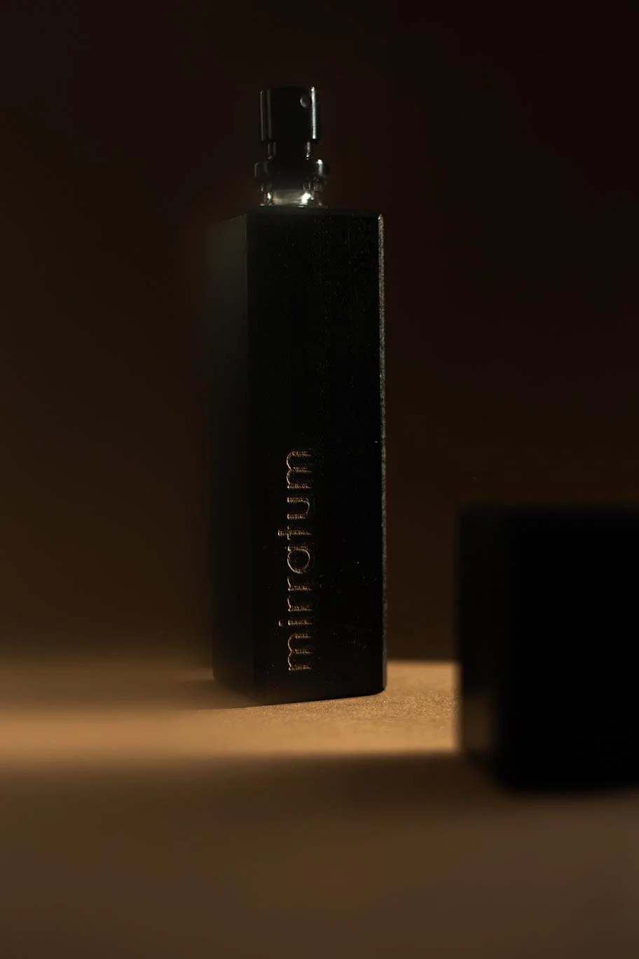 Mirratum Mokann Eau de Parfum Sample - Image 4