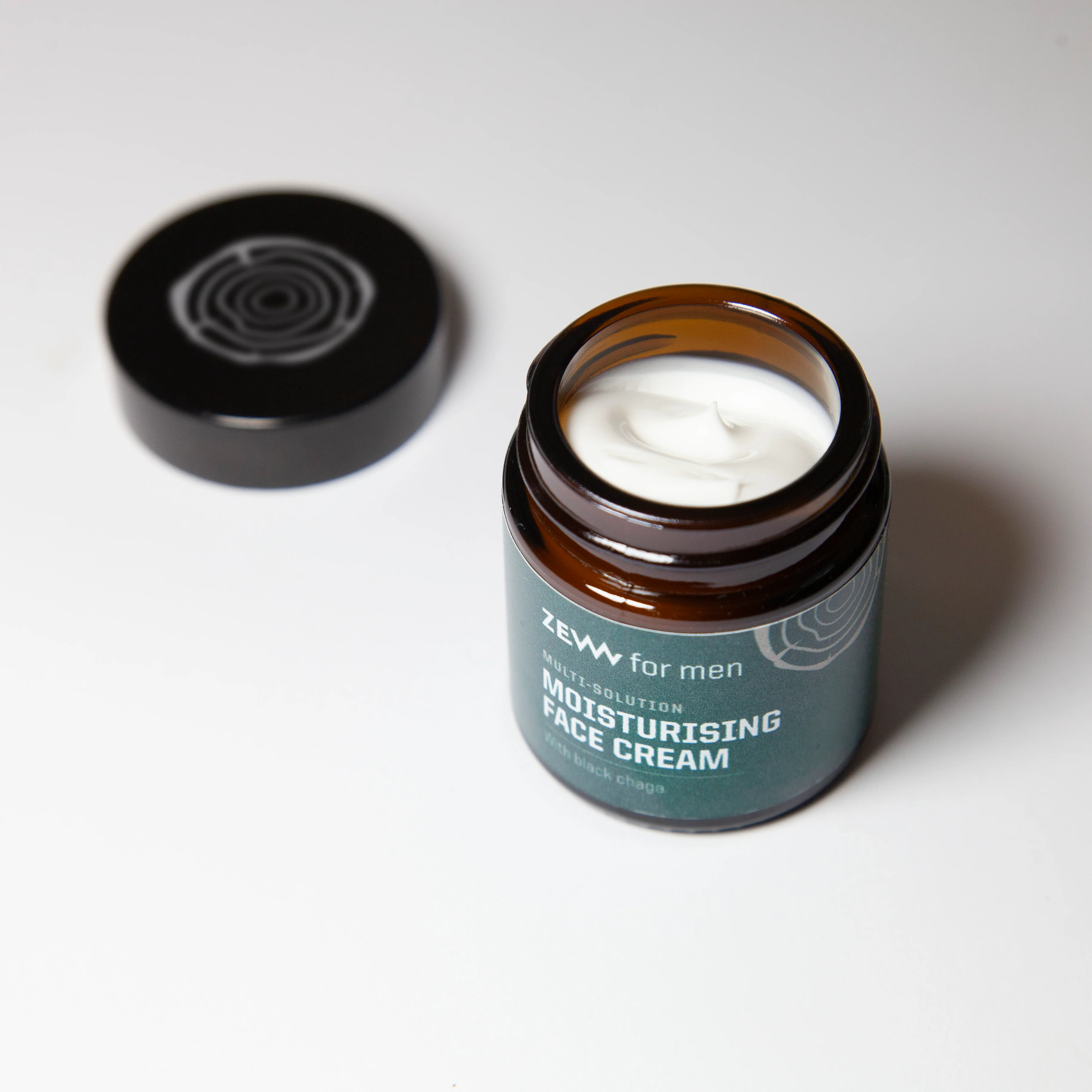 Fuktighetsgivende Ansiktskrem med Svart Chaga 30ml - Image 2