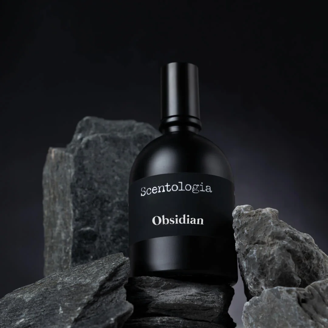 Obsidian Scentologia Extrait de Parfum Sample - Image 4