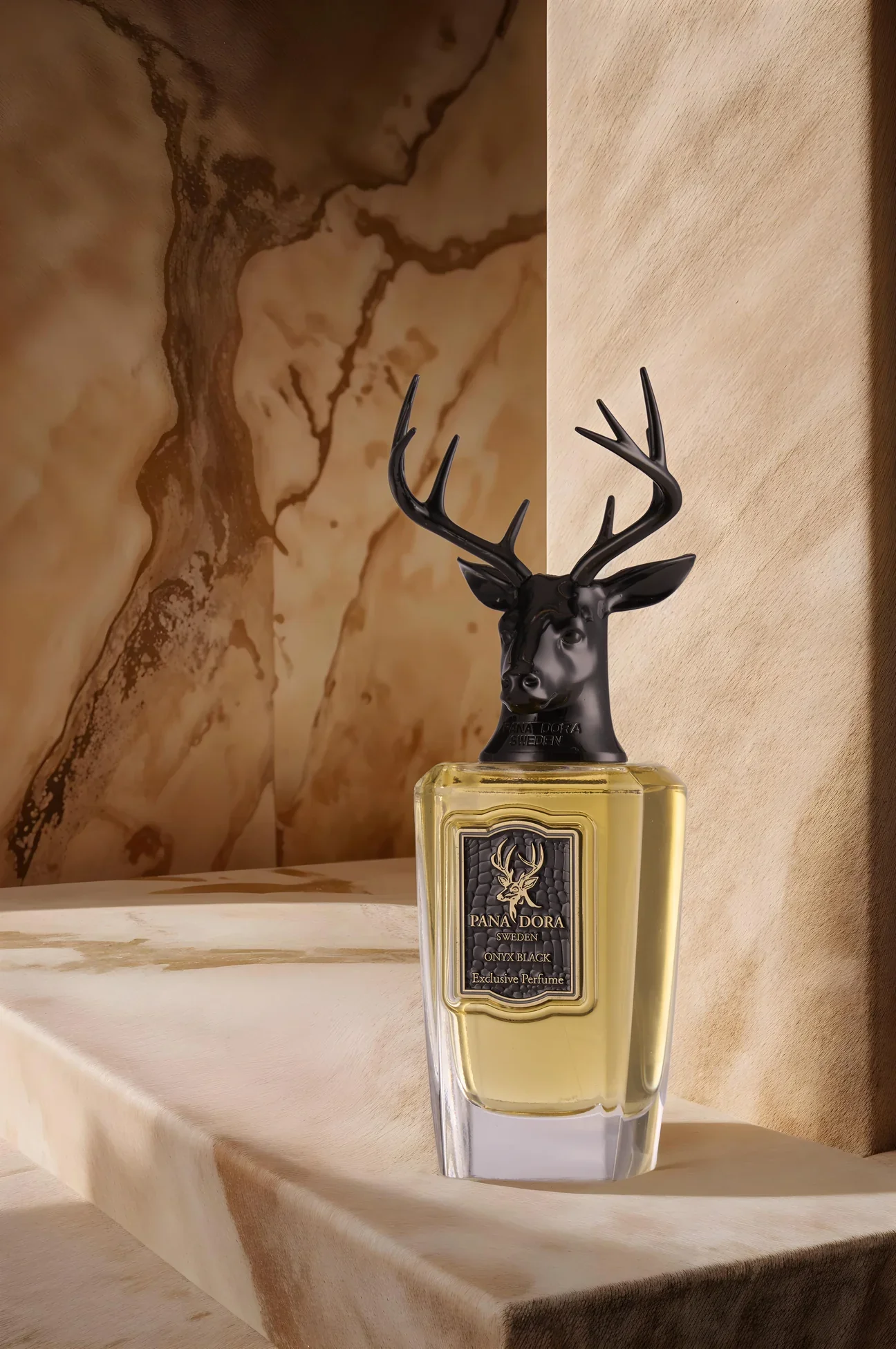 Onyx Black Pana Dora Sweden Extrait de Parfum Sample - Image 3