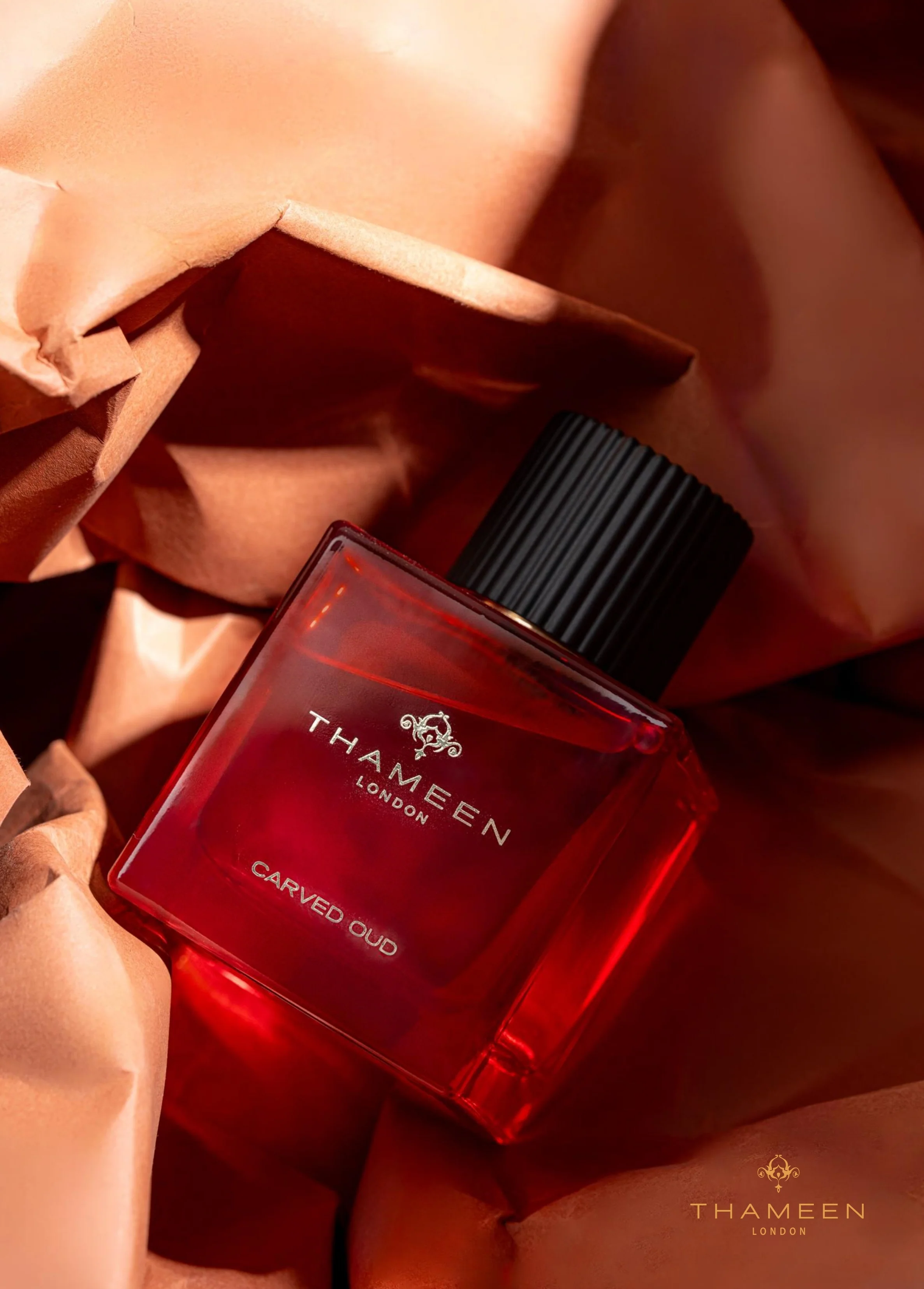 Red Carved Oud Thameen Limited Edition Extrait de Parfum 100ml - Image 3