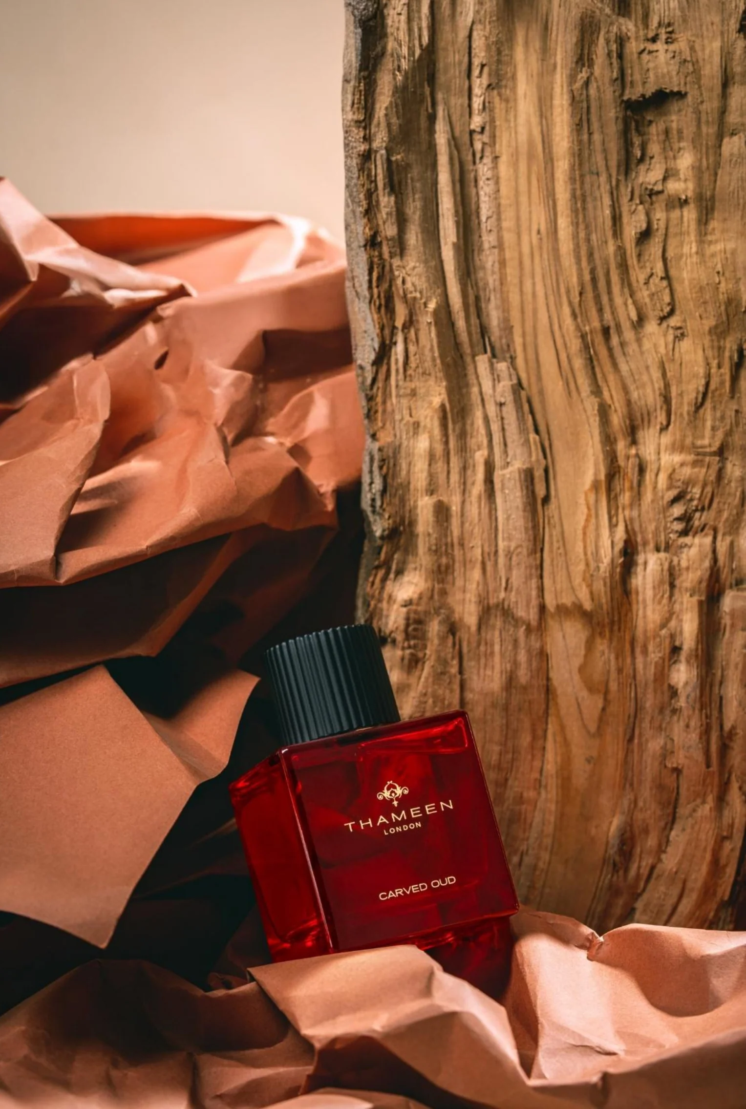 Red Carved Oud Thameen Limited Edition Extrait de Parfum 100ml - Image 6