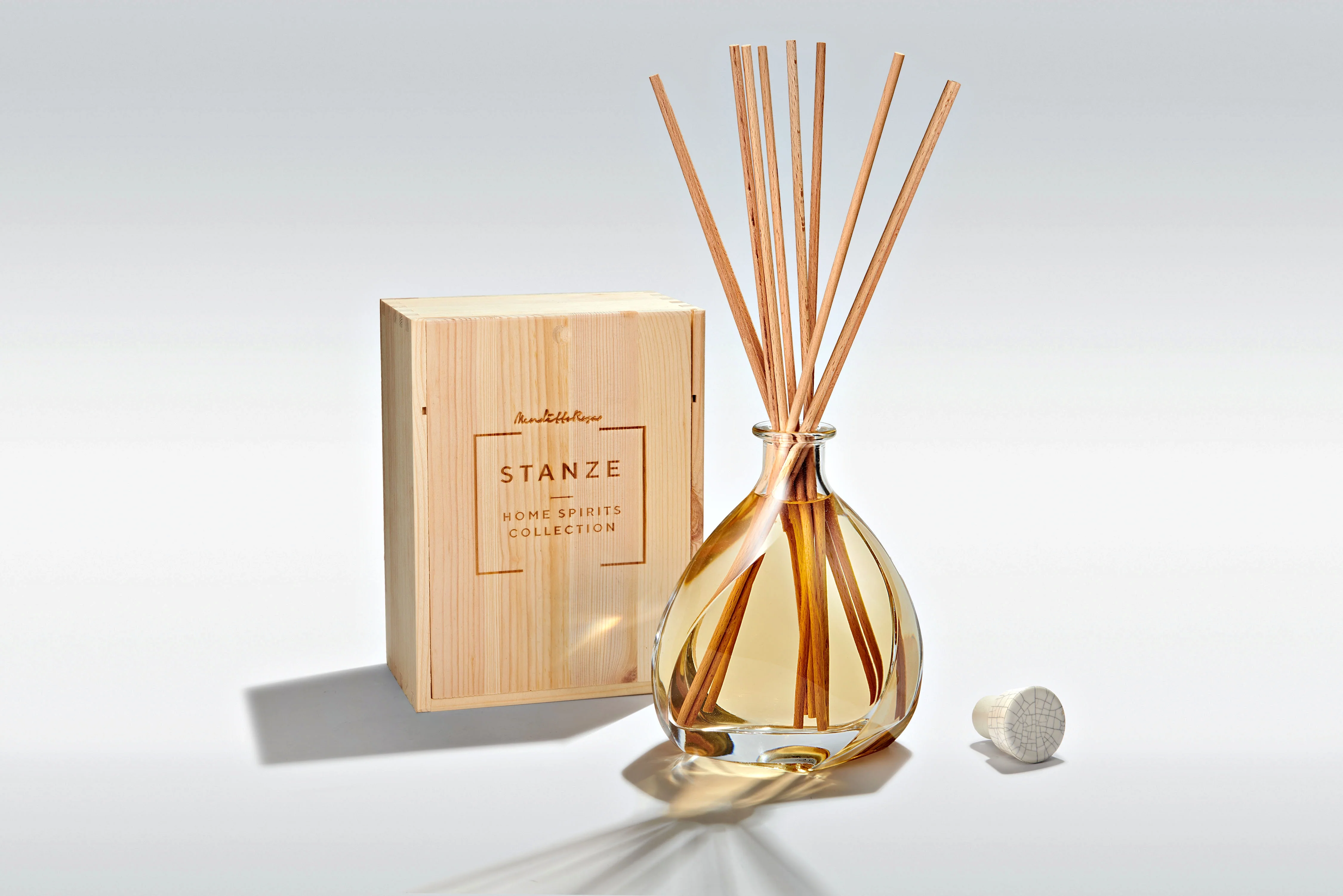Stanza Giochi Eau de Maison Mendittorosa Diffuser 700ml - Image 4