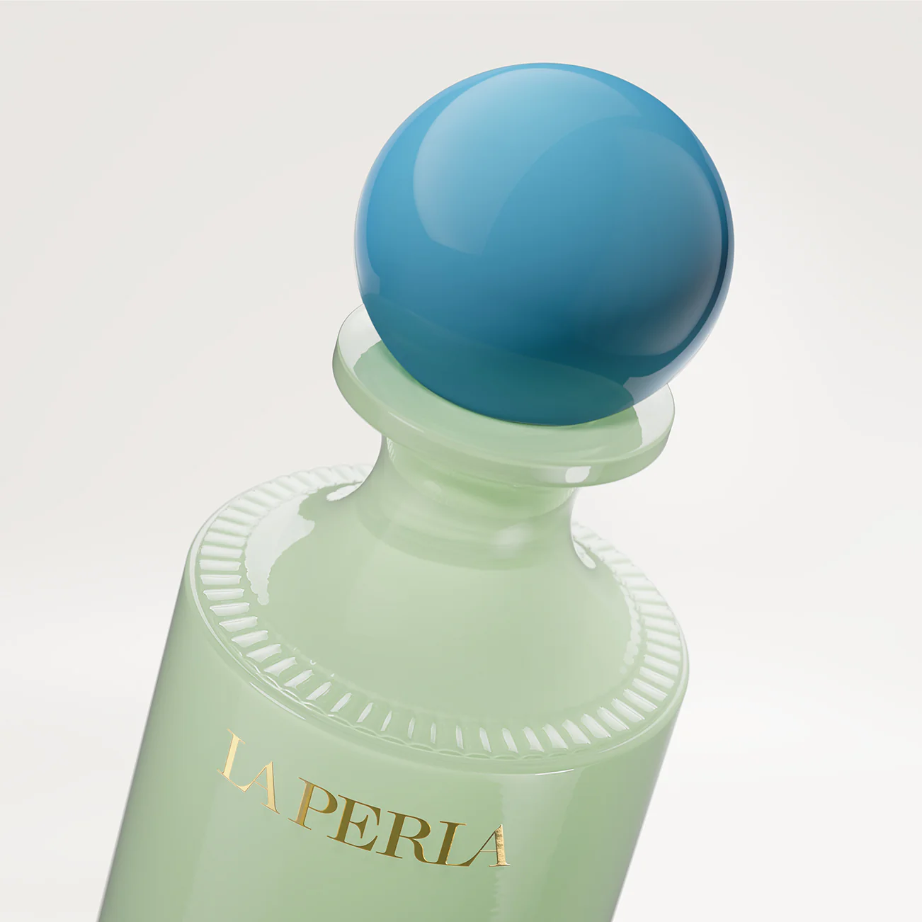 Villa Sorrento La Perla Eau de Parfum 120ml - Image 2