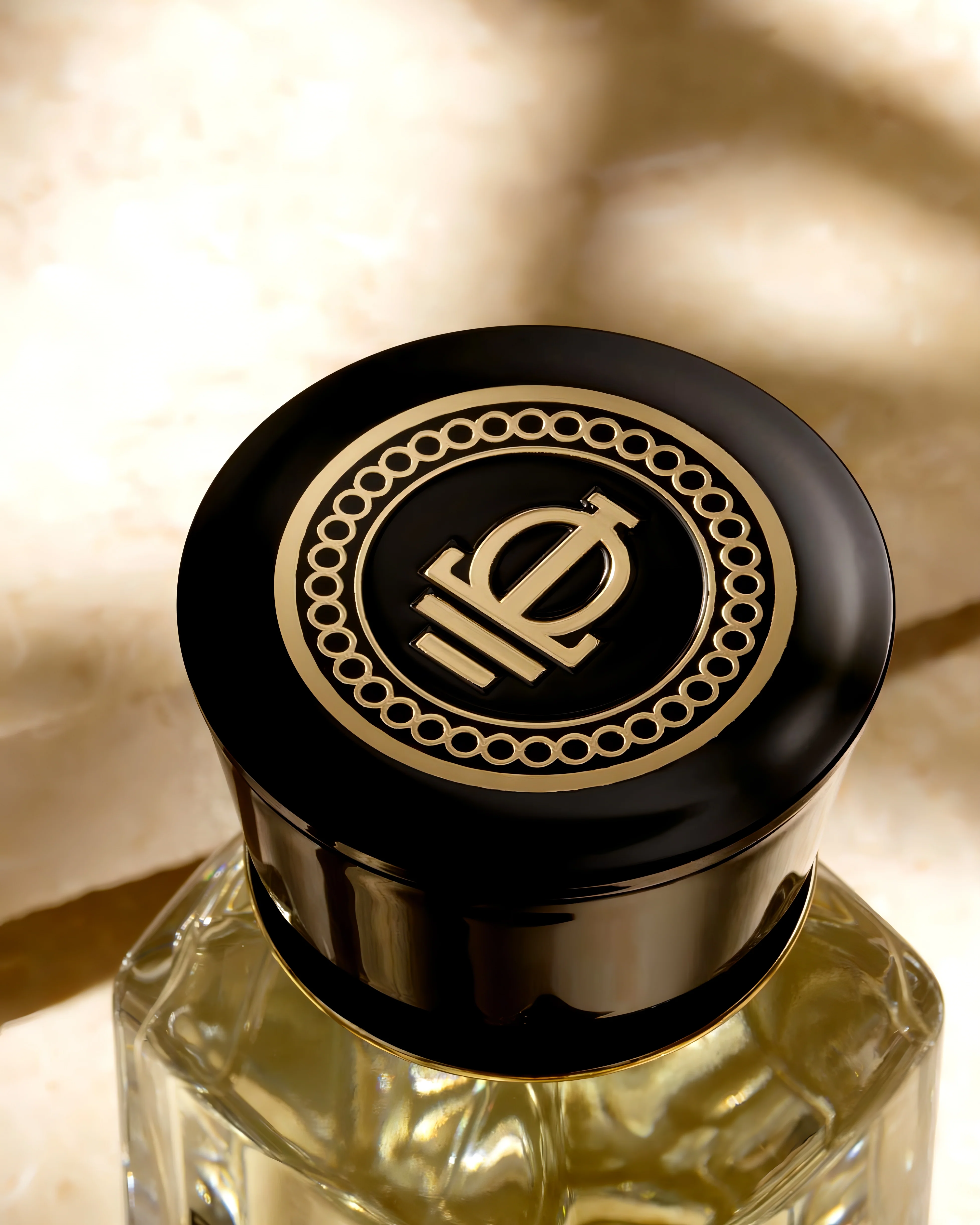 Wanderlust Oman Luxury Eau De Parfum Sample - Image 5